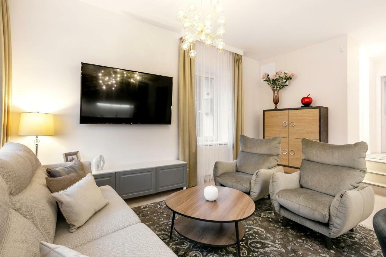 Luxury For Everyone - Hills Park Lux Apartments 3 ヴィリニュス エクステリア 写真